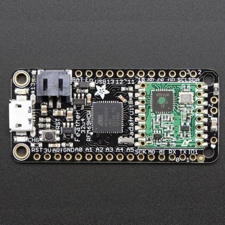 디바이스마트,MCU보드/전자키트 > 통신/네트워크 > RF/LoRa,Adafruit,Adafruit Feather 32u4 RFM69HCW Packet Radio - 868 or 915 MHz - RadioFruit [ada-3076],WiFi의 높은 전력 요구 사항 없이 Bluetooth LE보다 유연 / 868MHz 또는 915MHz 송수신에 사용할 수 있는 900MHz 무선 버전 / ATmega32u4 / USB-to-Serial